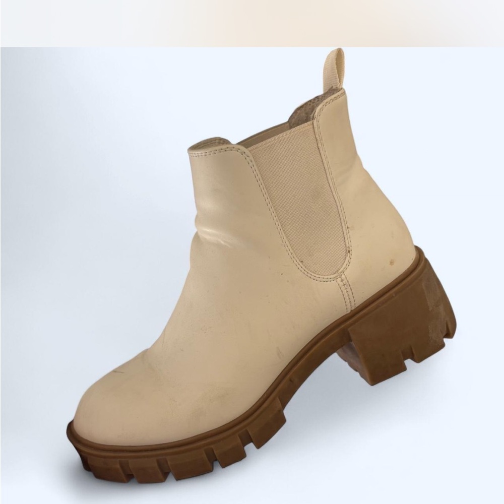 Steve Madden Tan Ankle Boots